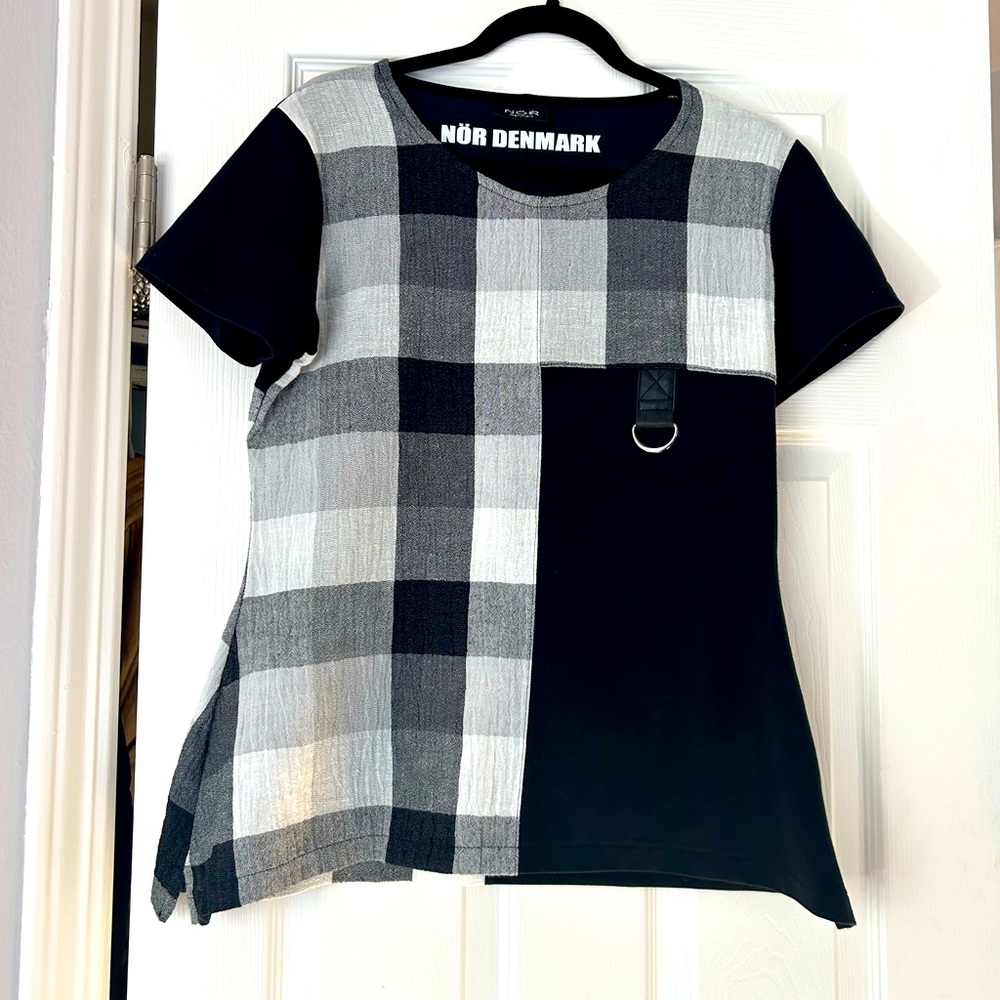 NOR Black and Gray Asymmetrical Short Sleeve Tee